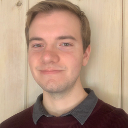Zach Russell headshot